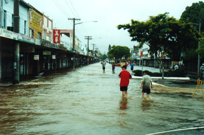 flashflooding flood_pictures : Lismore, NSW   2 February 2001