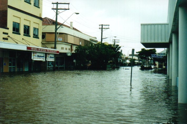 favourites michael_bath : Lismore, NSW   2 February 2001