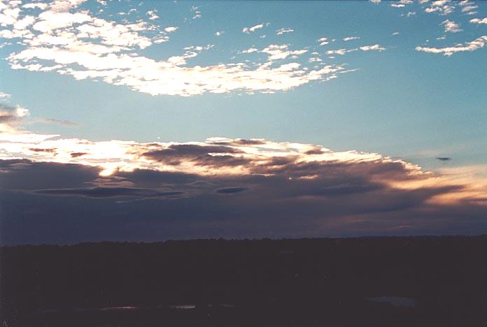 altocumulus altocumulus_cloud : Schofields, NSW   24 April 2001