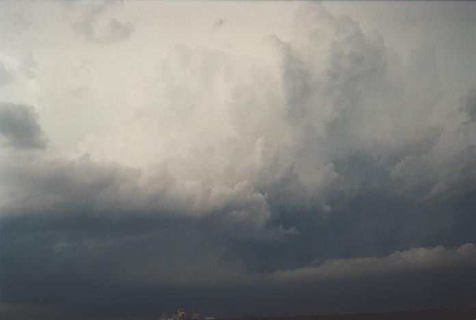 updraft thunderstorm_updrafts : Amarillo, Texas, USA   29 May 2001