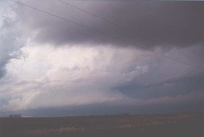 wallcloud thunderstorm_wall_cloud : Amarillo, Texas, USA   29 May 2001