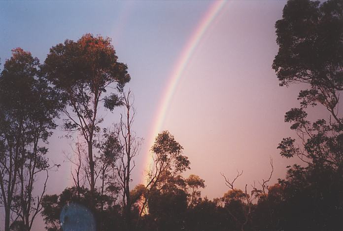 contributions received : Faulconbridge, NSW<BR>Photo by Cliff Newman   1 June 2001