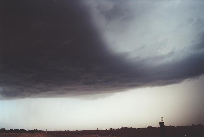 cumulonimbus supercell_thunderstorm : W of Bluff City, Kansas, USA   4 June 2001