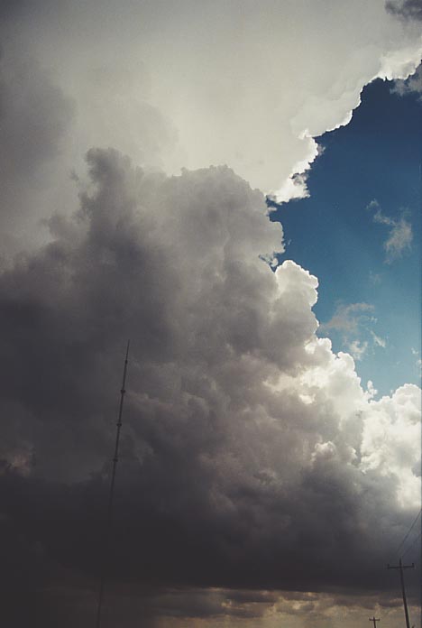 updraft thunderstorm_updrafts : S of Woodward, Oklahoma, USA   5 June 2001