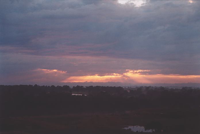 altocumulus castellanus : Schofields, NSW   3 October 2001