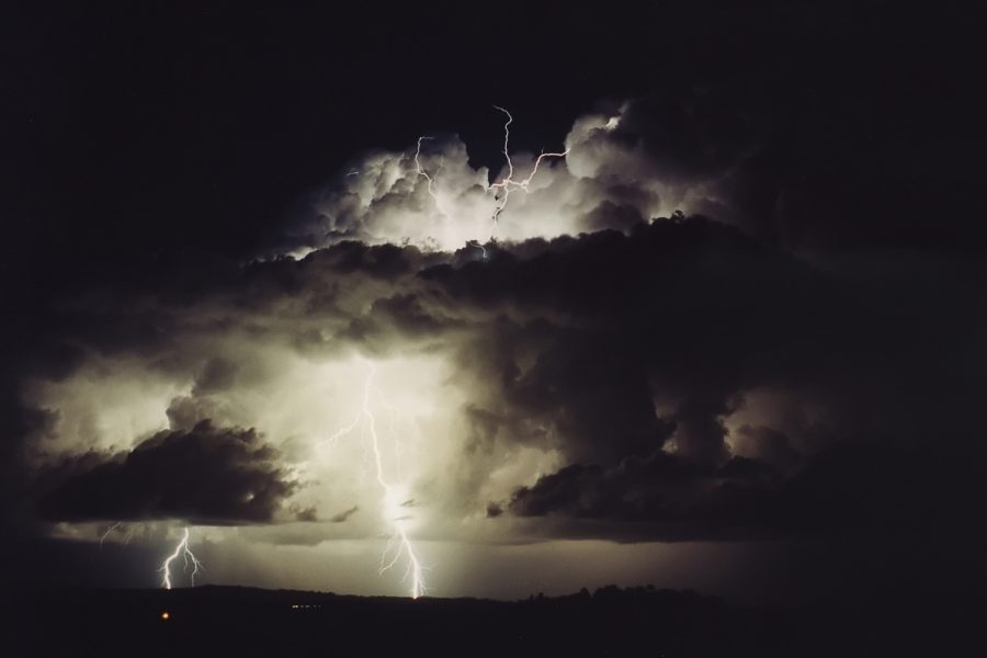 lightning lightning_bolts : McLeans Ridges, NSW   19 October 2001