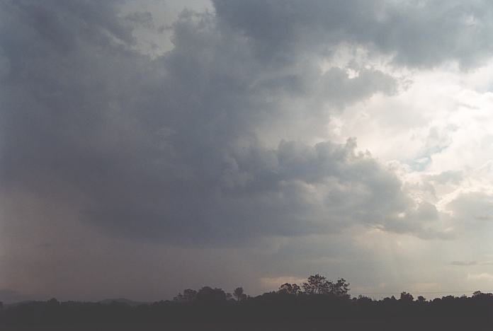 cumulonimbus supercell_thunderstorm : Warrell Creek, NSW   4 December 2001