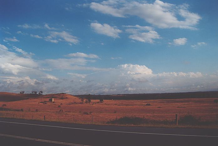 altocumulus altocumulus_cloud : Menangle, NSW   18 December 2001