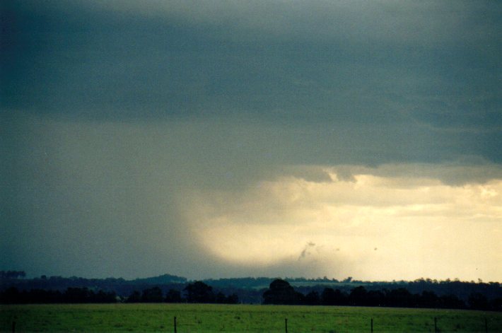 raincascade precipitation_cascade : N of Casino, NSW   30 December 2001