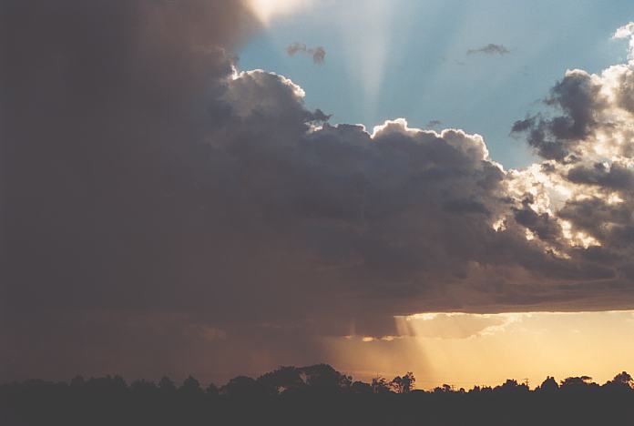 halosundog halo_sundog_crepuscular_rays : Williamtown, NSW   8 February 2002