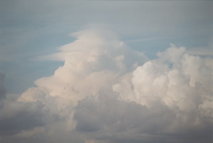 thunderstorm cumulonimbus_incus : near Singleton, NSW   14 April 2002