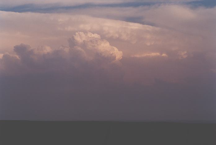 anvil thunderstorm_anvils : N of Canadian, NW Texas, USA   16 May 2002