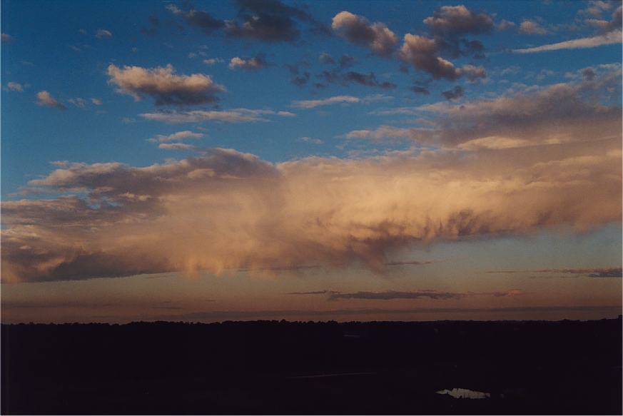 virga virga_pictures : Schofields, NSW   29 August 2002