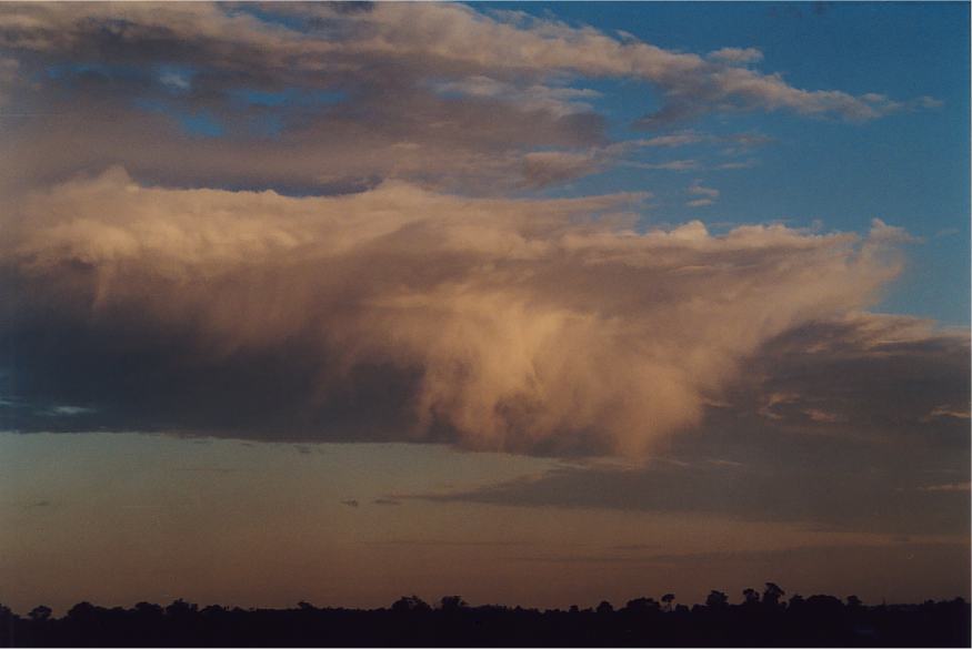 virga virga_pictures : Schofields, NSW   29 August 2002