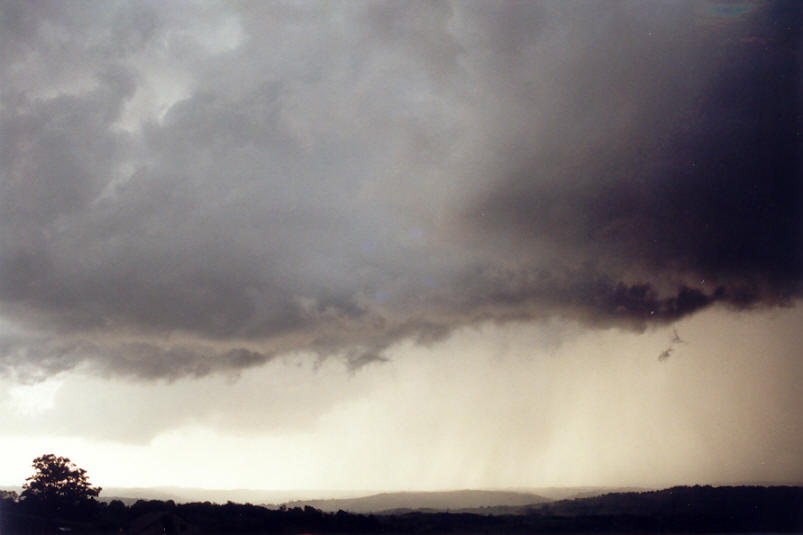 cumulonimbus thunderstorm_base : McLeans Ridges, NSW   23 September 2002