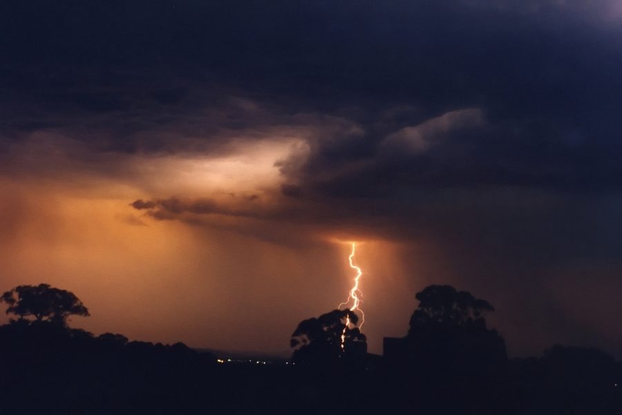 lightning lightning_bolts : Tregeagle, NSW   10 November 2002