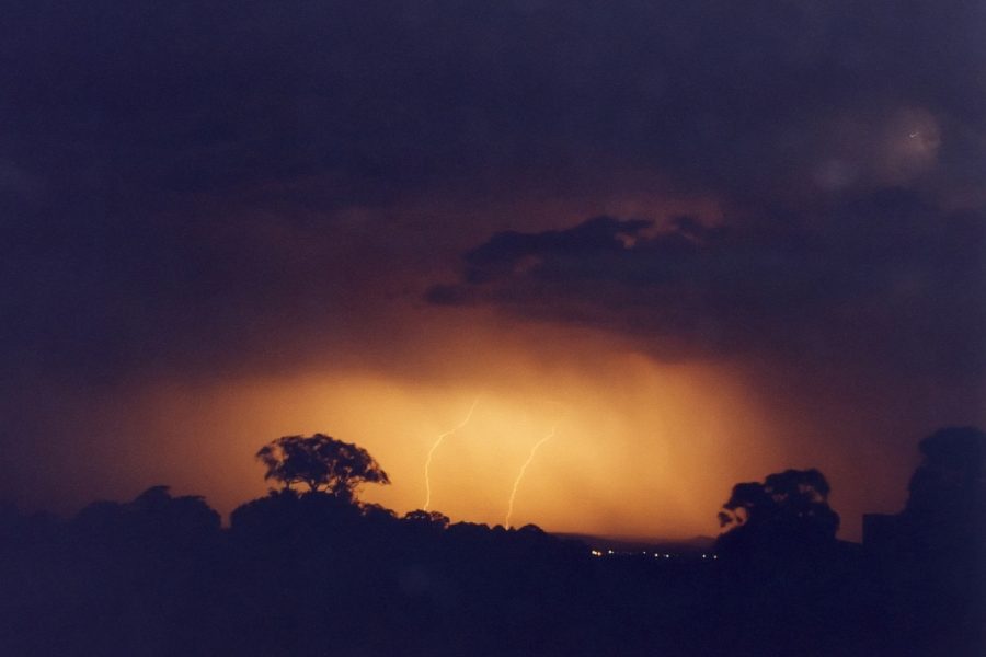 lightning lightning_bolts : Tregeagle, NSW   10 November 2002