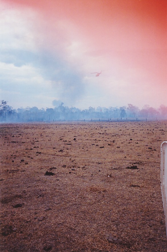 contributions received : Londonderry fires, NSW<BR>Photo by Brett Vilnis   26 November 2002