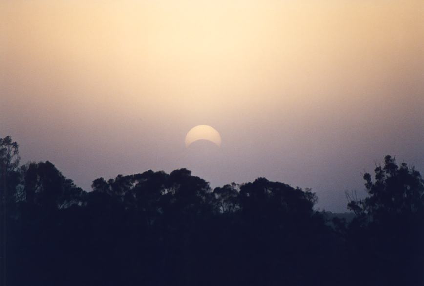 sunset sunset_pictures : Solar Eclipse, Schofields, NSW   4 December 2002