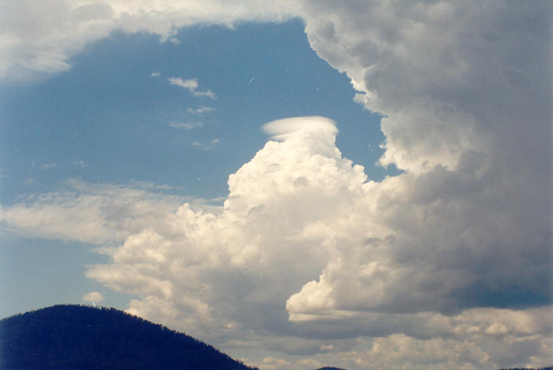 pileus pileus_cap_cloud : NW of Lismore, NSW   15 December 2002