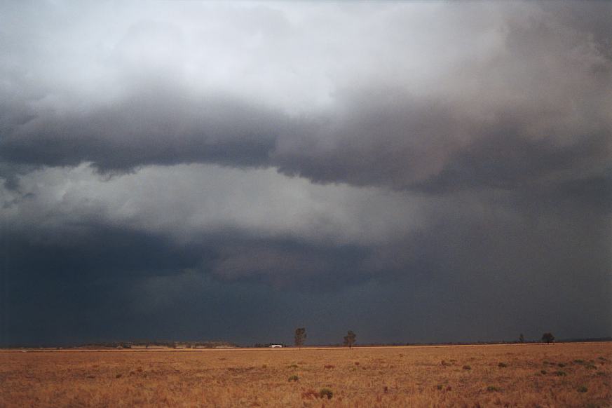 cumulonimbus supercell_thunderstorm : Narrabri, NSW   23 December 2002