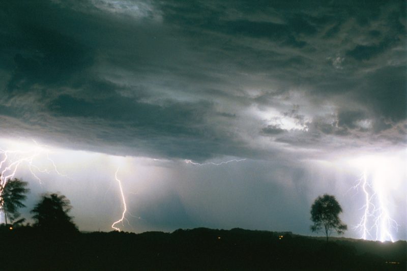 lightning lightning_bolts : Alstonville, NSW   8 January 2003