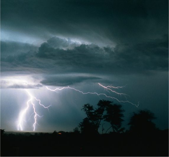 lightning lightning_bolts : Alstonville, NSW   8 January 2003