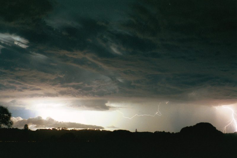 lightning lightning_bolts : Alstonville, NSW   8 January 2003