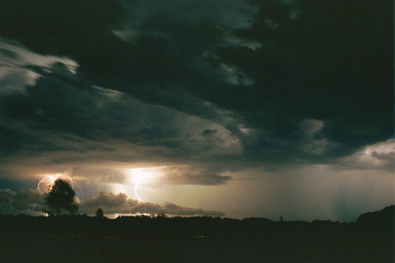 lightning lightning_bolts : Alstonville, NSW   8 January 2003