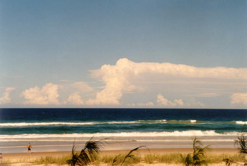 thunderstorm cumulonimbus_incus : Gold Coast, QLD   22 March 2003