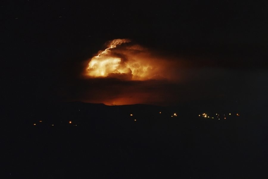 lightning lightning_bolts : McLeans Ridges, NSW   30 March 2003