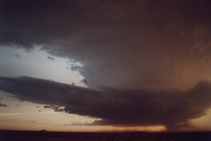 wallcloud thunderstorm_wall_cloud : Littlefield, Texas, USA   3 June 2003