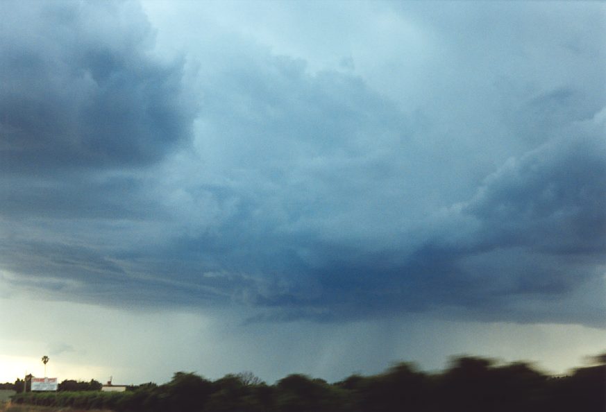 raincascade precipitation_cascade : N of Griffith, NSW   1 December 2003