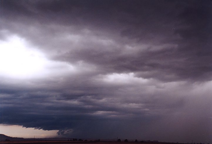 contributions received : SW of Quirindi, NSW<BR>Photo by Geoff Thurtell   10 January 2004