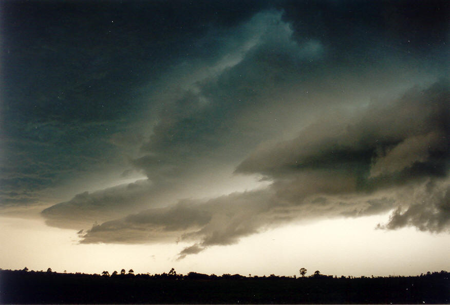 shelfcloud shelf_cloud : N of Casino, NSW   23 January 2004