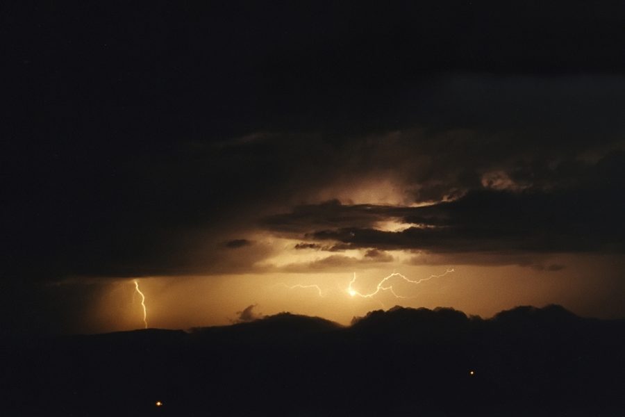 lightning lightning_bolts : McLeans Ridges, NSW   27 January 2004