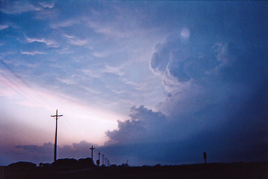 cumulonimbus supercell_thunderstorm : Anthony, Kansas, USA   12 May 2004