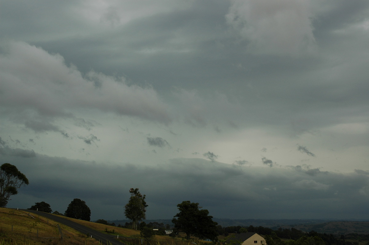 shelfcloud shelf_cloud : McLeans Ridges, NSW   1 October 2004