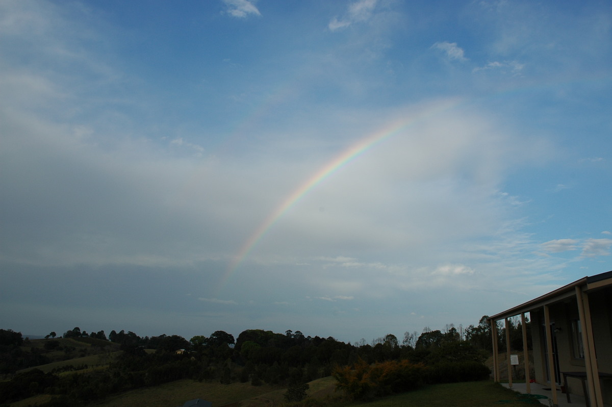 virga virga_pictures : McLeans Ridges, NSW   1 October 2004