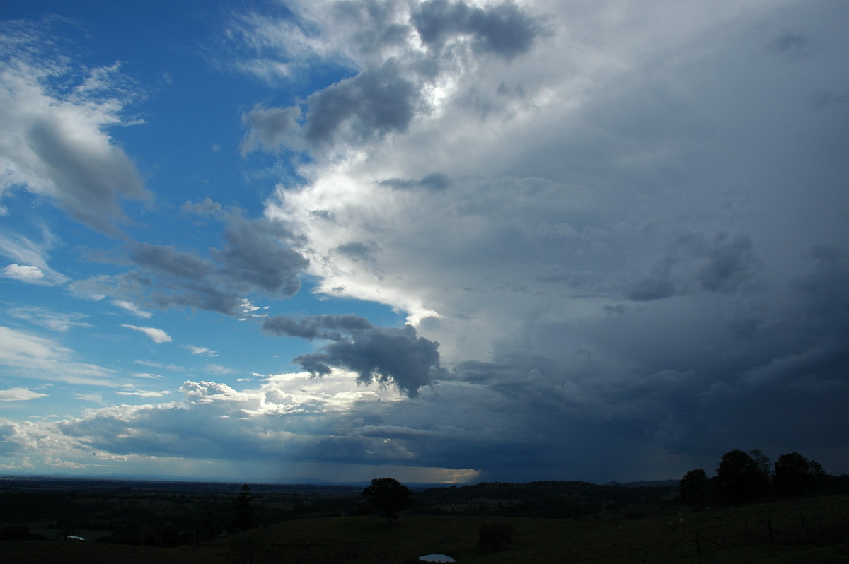 thunderstorm cumulonimbus_incus : Tregeagle, NSW   21 October 2004