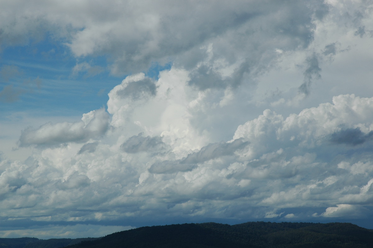 thunderstorm cumulonimbus_incus : Mallanganee NSW   9 November 2004