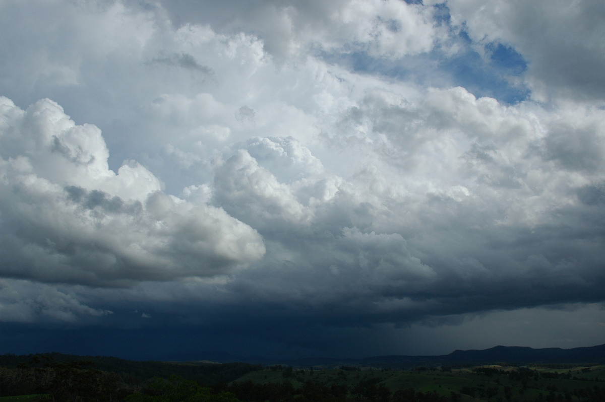 thunderstorm cumulonimbus_incus : Mallanganee NSW   9 November 2004