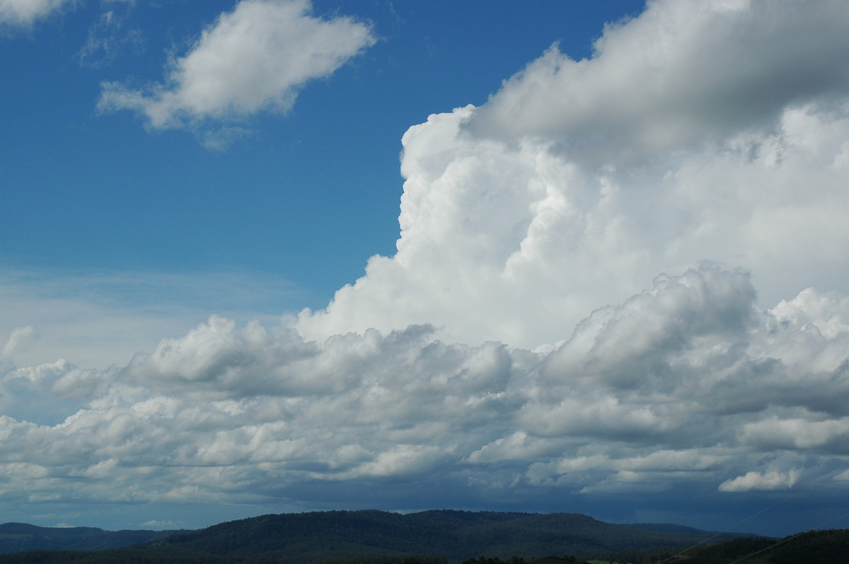 cumulonimbus supercell_thunderstorm : Mallanganee NSW   9 November 2004