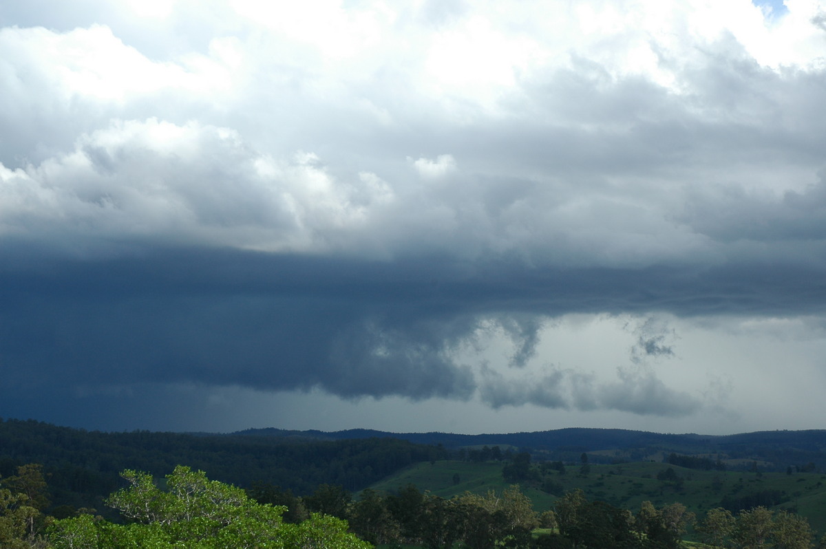 cumulonimbus supercell_thunderstorm : Mallanganee NSW   9 November 2004