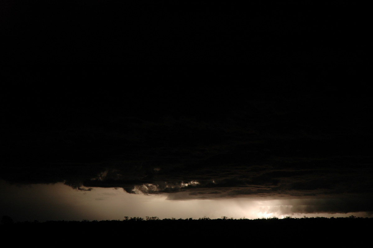 lightning lightning_bolts : near Coonamble, NSW   7 December 2004