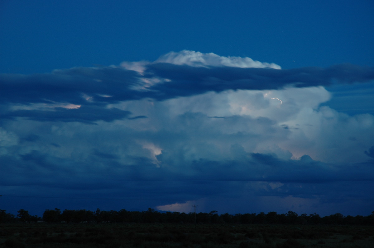 lightning lightning_bolts : Coonamble, NSW   8 December 2004