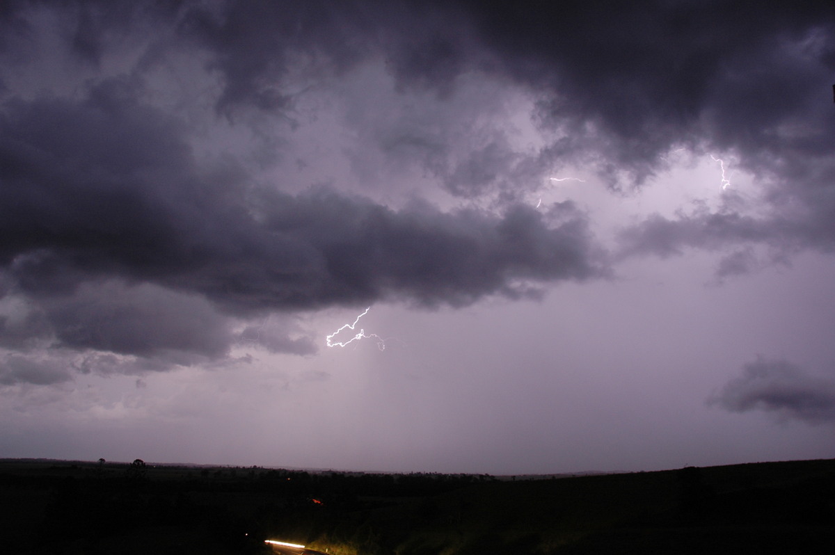 lightning lightning_bolts : Parrots Nest, NSW   22 January 2005