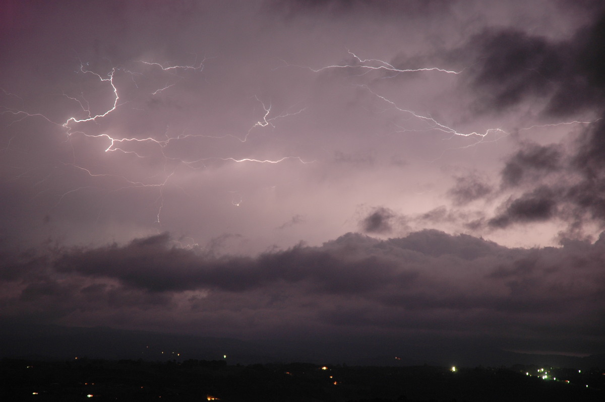 lightning lightning_bolts : McLeans Ridges, NSW   2 February 2005