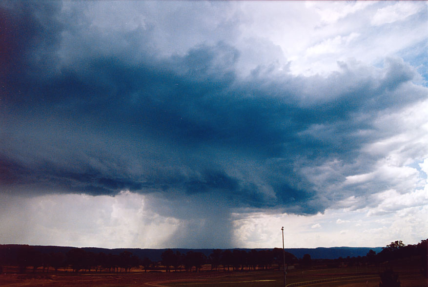 shelfcloud shelf_cloud : Castlereagh, NSW   19 February 2005