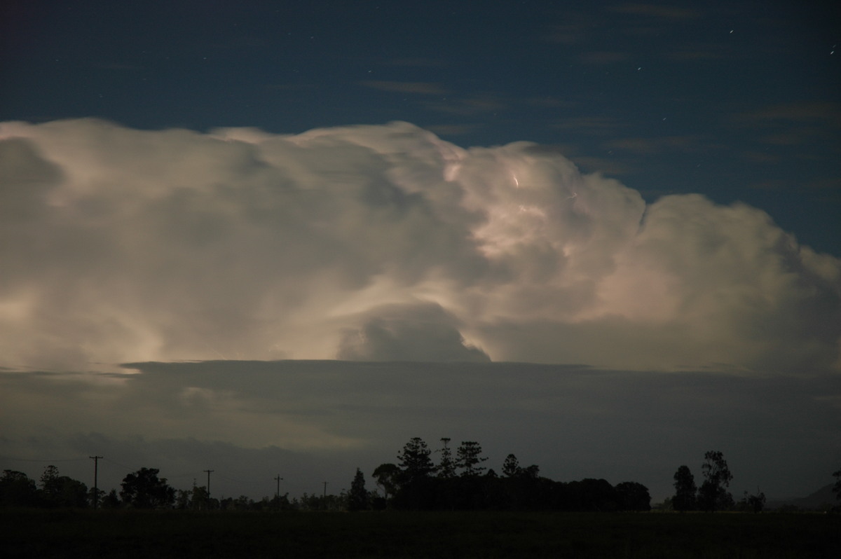 lightning lightning_bolts : Coraki, NSW   25 March 2005